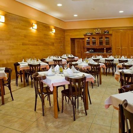 Hotel Restaurante La Casilla กันกัส เดล นาเซอา ภายนอก รูปภาพ