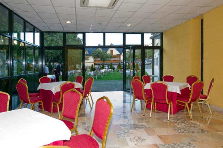 Hotel Restaurante La Casilla กันกัส เดล นาเซอา ภายนอก รูปภาพ