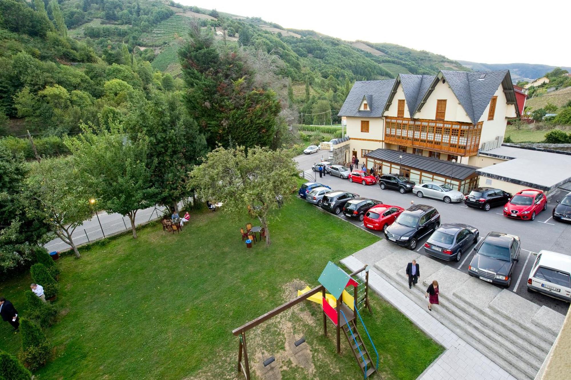 Hotel Restaurante La Casilla กันกัส เดล นาเซอา ภายนอก รูปภาพ